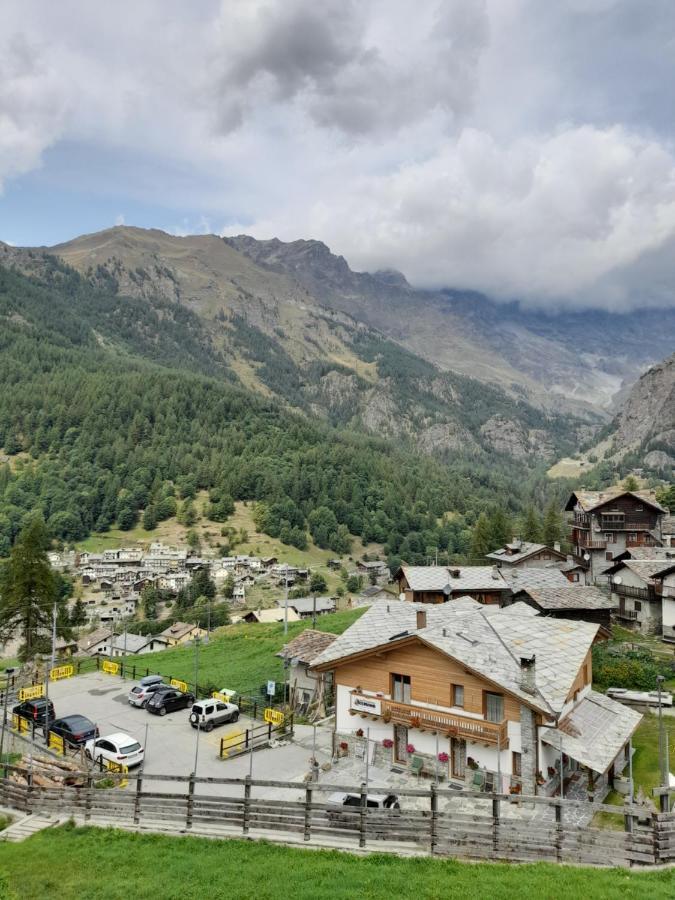 Chalet Gaspard วัลตูร์นอนช์ ภายนอก รูปภาพ