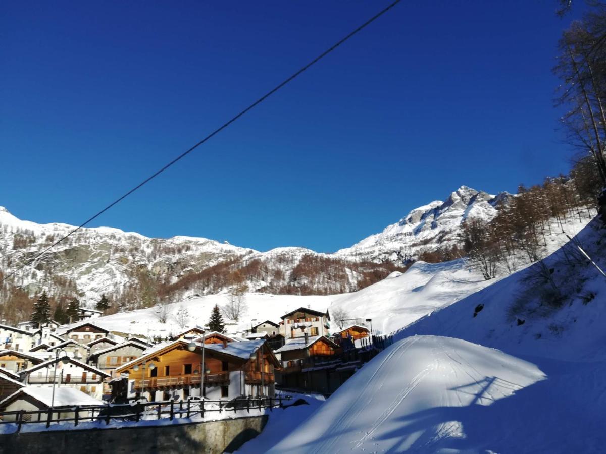 Chalet Gaspard วัลตูร์นอนช์ ภายนอก รูปภาพ