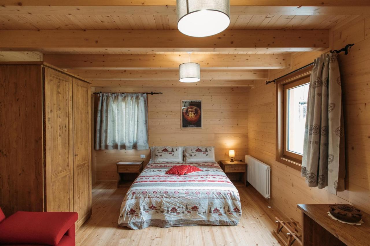 Chalet Gaspard วัลตูร์นอนช์ ภายนอก รูปภาพ